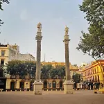 Apartamento En Casco Antiguo - Plaza De La Gavidia